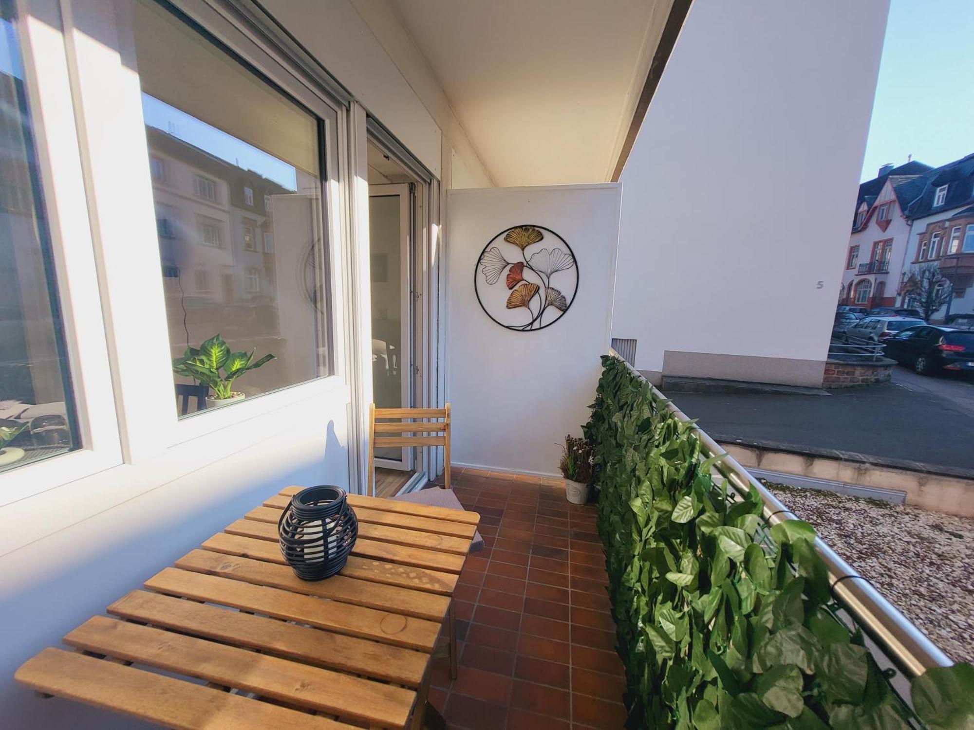 Zentrales Apartment Mit Balkon Und Parkplatz Trevír Exteriér fotografie
